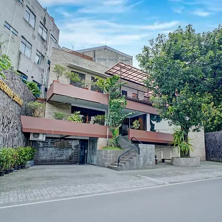 Collection O Near Mrt Cipete Raya Formerly Terogong Sembilan